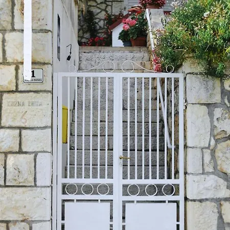 Fora - Hvar * Hvar Town