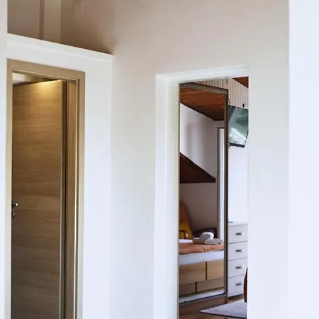 Fora - Hvar Apartment *