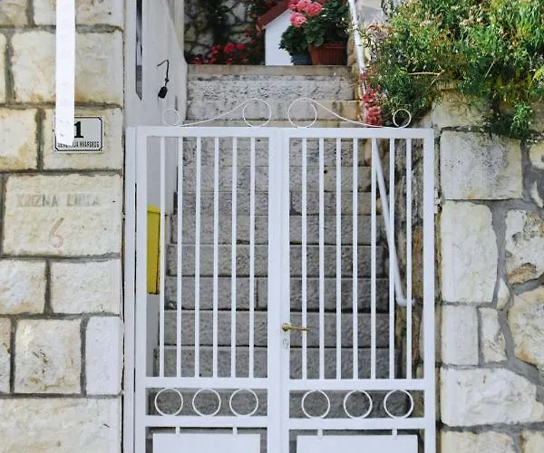 Fora - Hvar * هفار